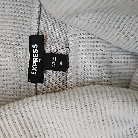 EXPRESS XS COWL NECK BALLOON SLEEVE CROP SWEATER GREY New no tag - Picture 9 of 9